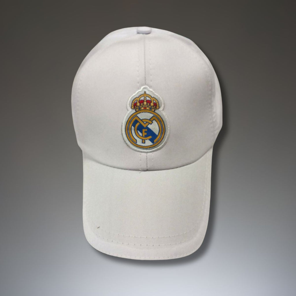 Kšiltovka se znakem Real Madrid, sněhově bílá